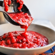 homemade {3 ingredient} cranberry sauce!
