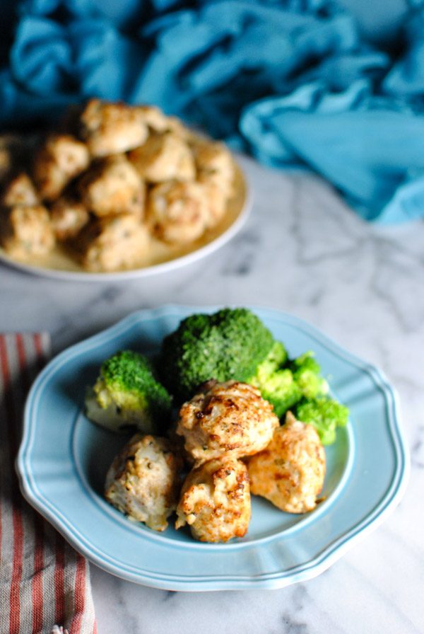 Whole30 Chicken Basil Meatballs! they're just SO good. we're OBSESSED over here in our house. as in eating them for breakfast lunch and dinner OBSESSED. Pair them with some steamed broccoli and you've got a fully whole30 compliant meal! | thepikeplacekitchen.com