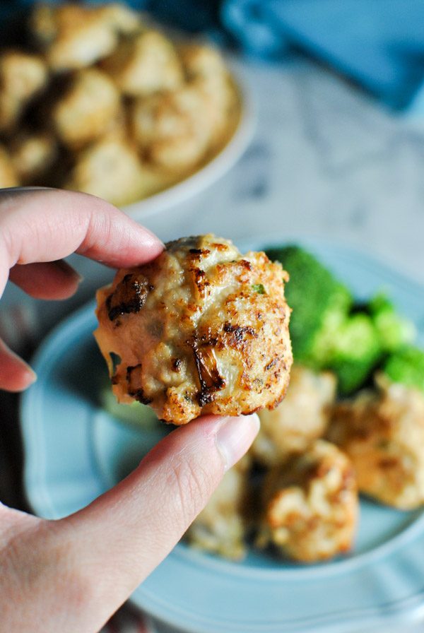 Whole30 Chicken Basil Meatballs! they're just SO good. we're OBSESSED over here in our house. as in eating them for breakfast lunch and dinner OBSESSED. Pair them with some steamed broccoli and you've got a fully whole30 compliant meal! | thepikeplacekitchen.com