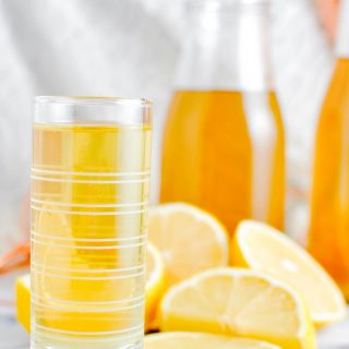 homemade limoncello! YAS. you should make this for new years! its super easy and so much better when you make it yourself | thepikeplacekitchen.com
